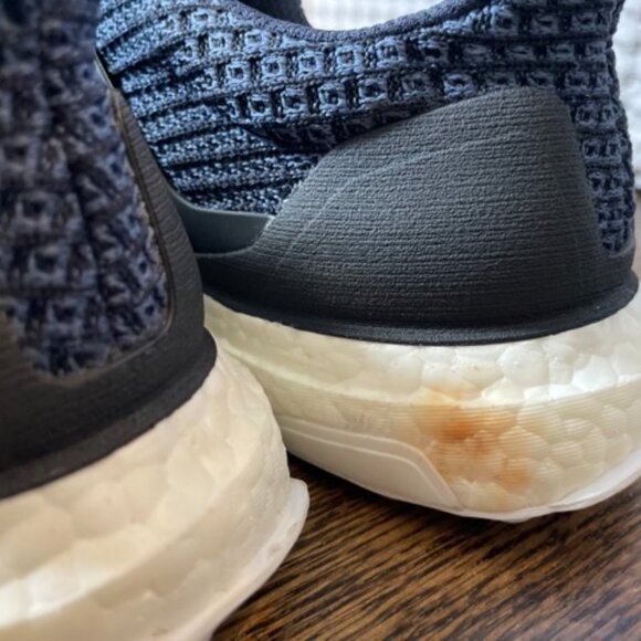 Adidas UltraBOOST Parley's - Limited Edition Originals - Picture 11 of 13